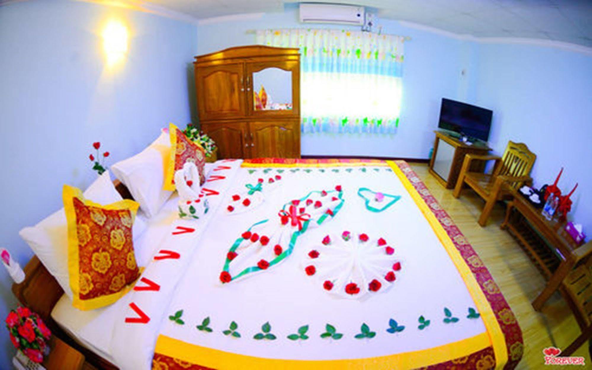Vega Star Hotel Gyogon Екстериор снимка