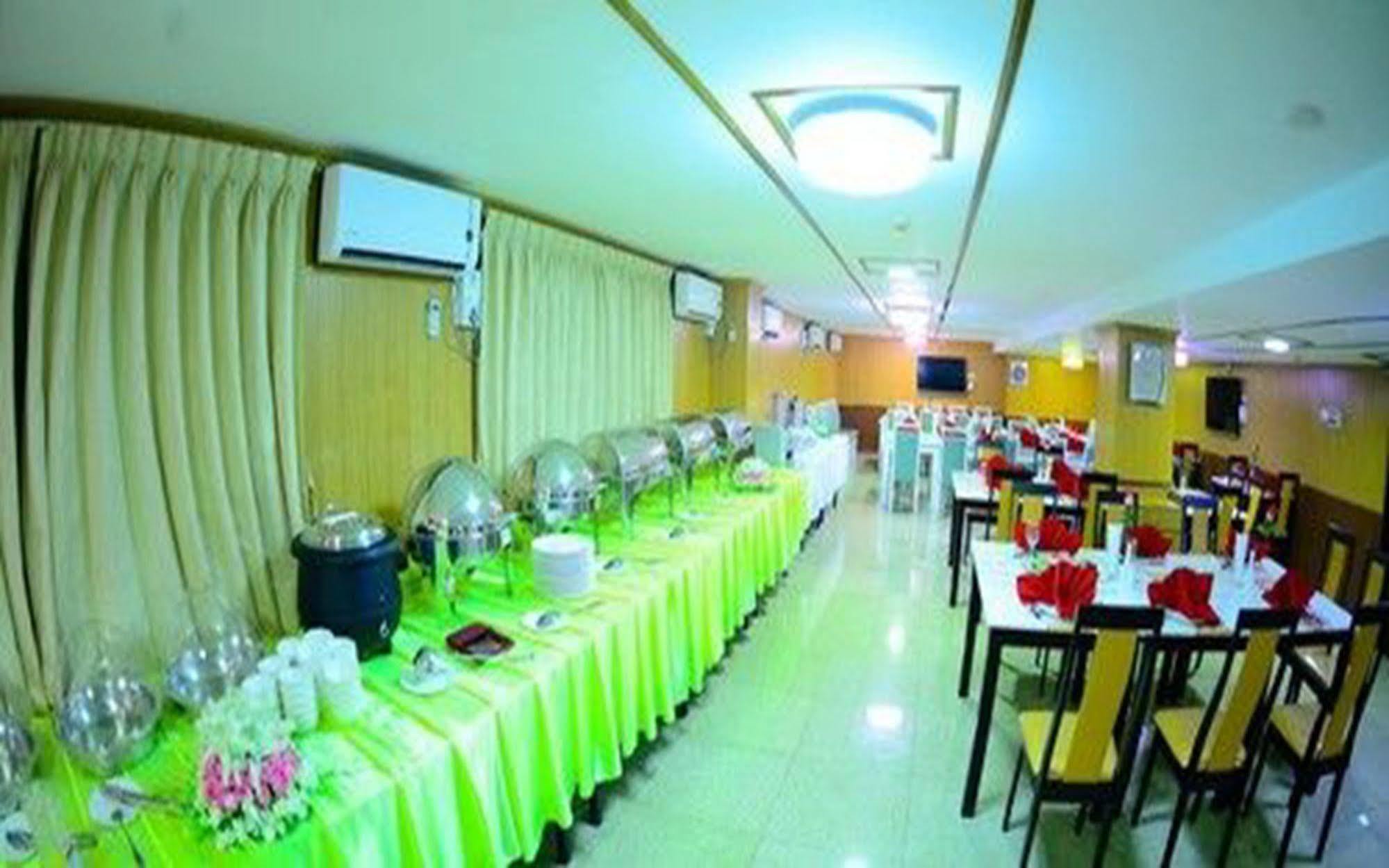 Vega Star Hotel Gyogon Екстериор снимка